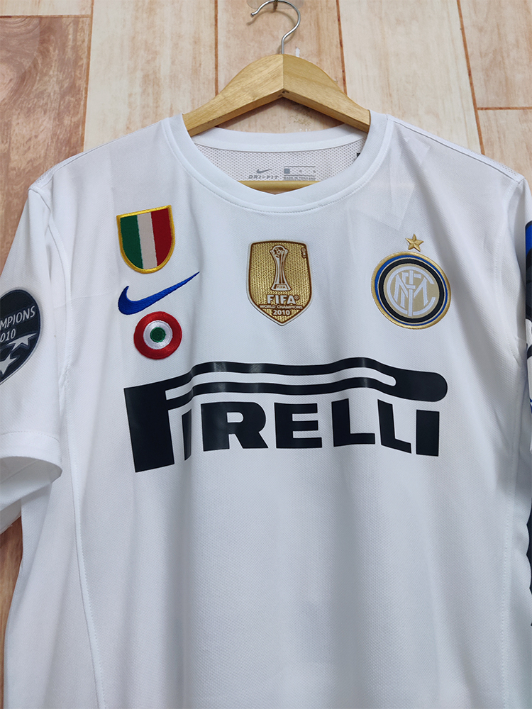 10-11 Inter Milan Away White Retro Jerseys Shirt (With all the patches) - Click Image to Close